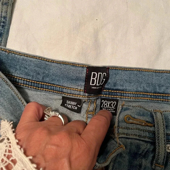 BDG Jeans - Picture 2 of 2
